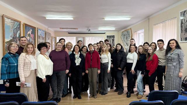 Студенти та викладачі Факультету мистецтв